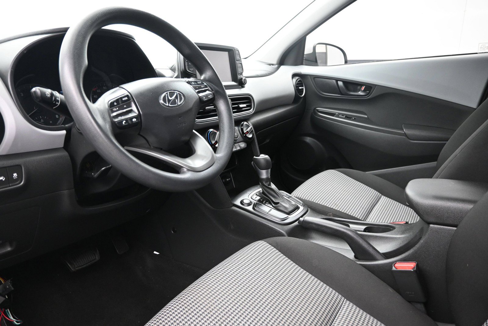 Used 2021 Hyundai Kona SE FWD image 10