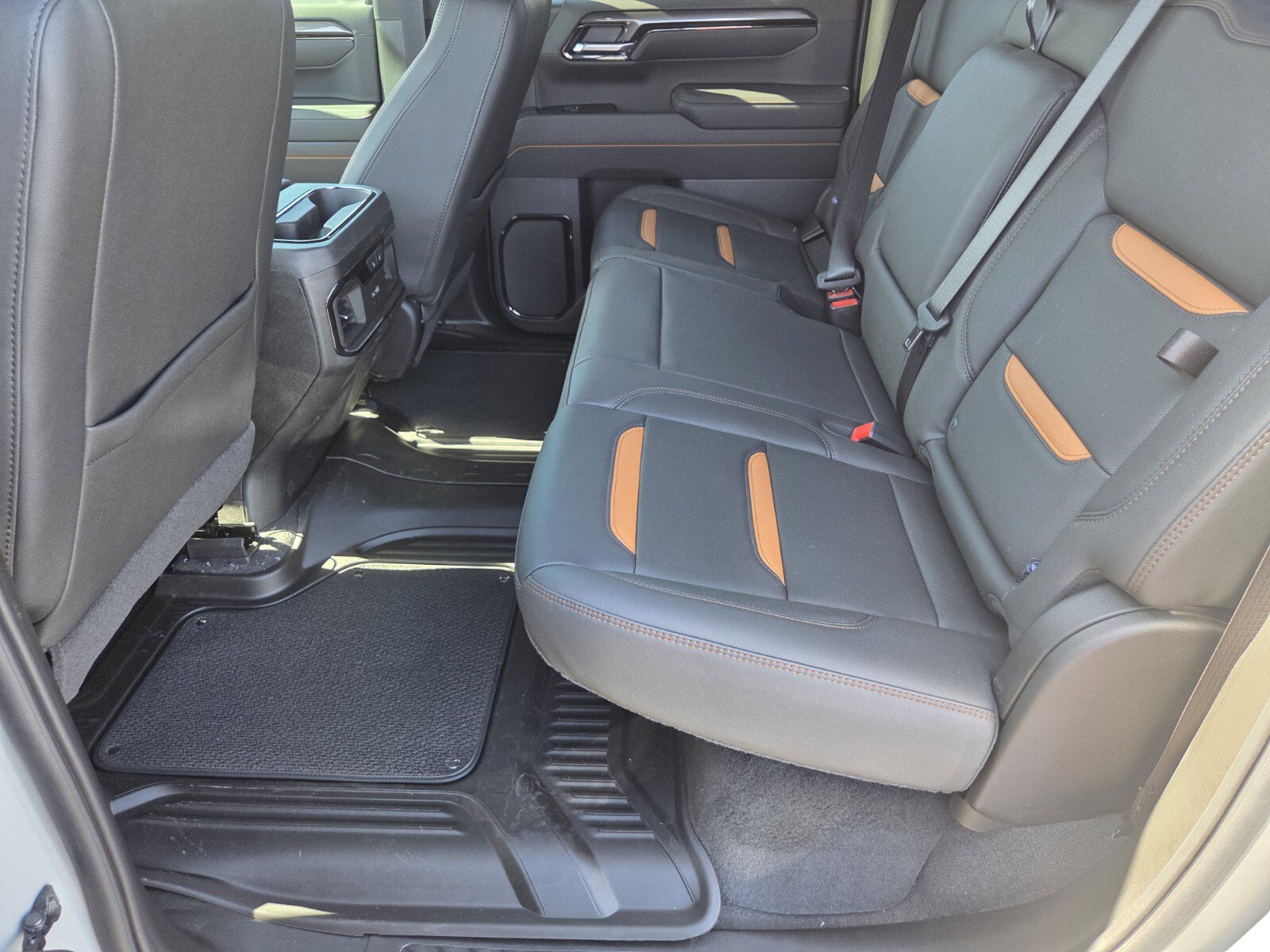 New 2025 GMC Sierra 1500 AT4 w/ AT4 Premium Package image 8