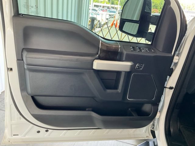Used 2022 Ford F350 Lariat w/ Chrome Package AWD/4WD image 7