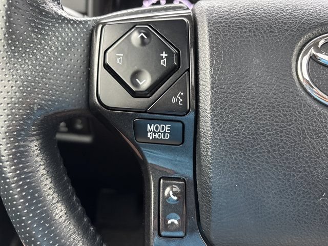 Used 2023 Toyota 4Runner 40th Anniversary SE AWD/4WD image 29
