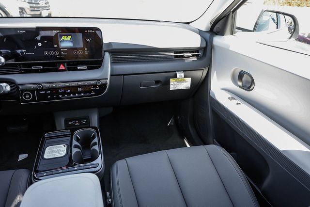 New 2026 Hyundai Ioniq 5 SEL RWD image 18