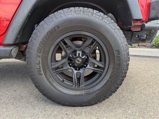 Used 2018 Jeep Wrangler Unlimited Sport S AWD/4WD image 20