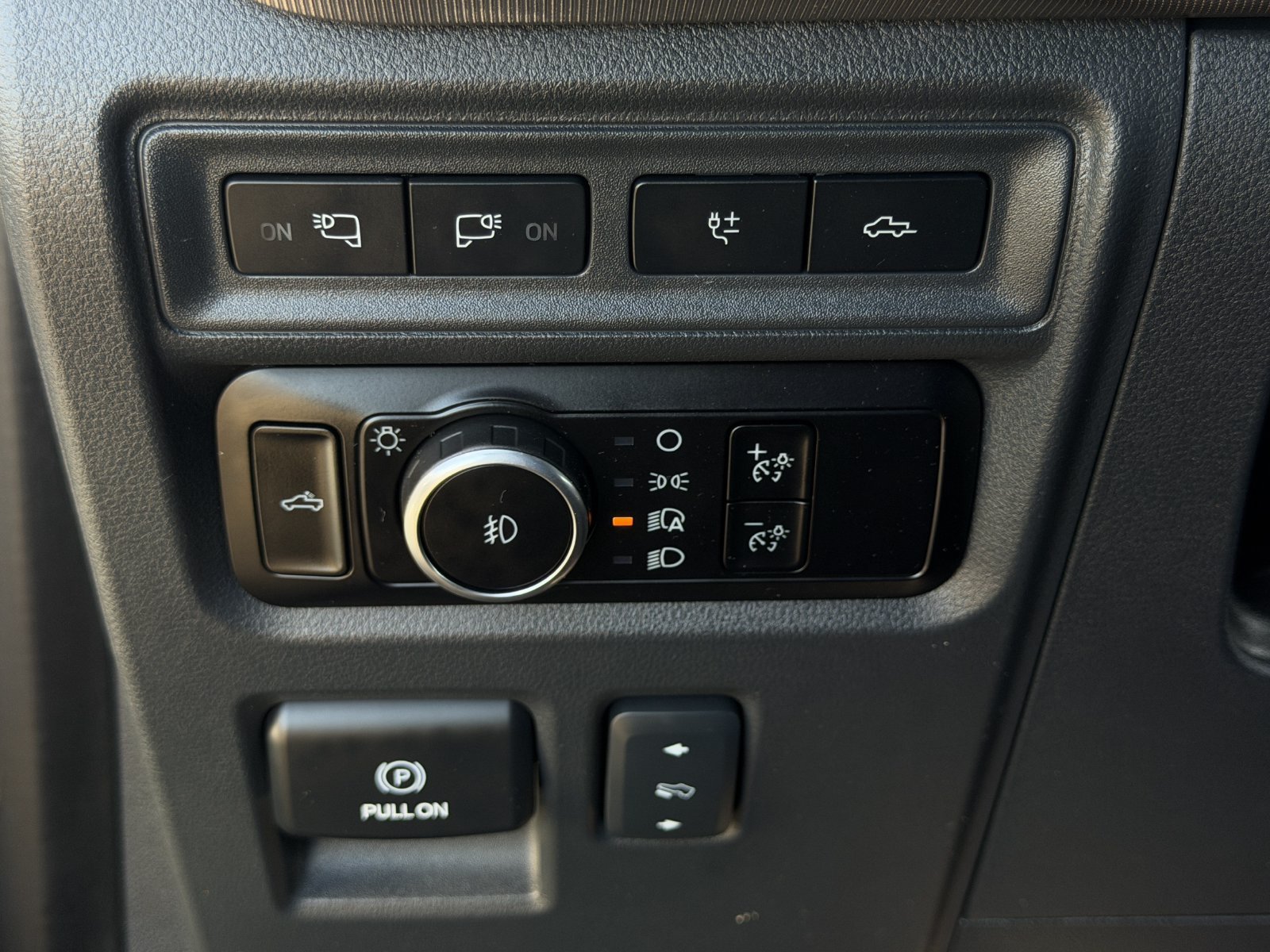 Used 2023 Ford F150 Raptor AWD/4WD image 23