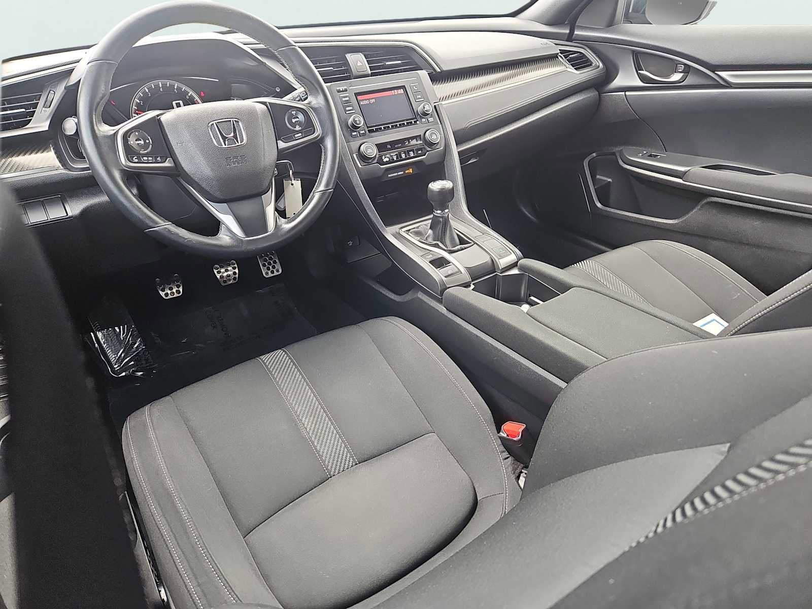 Used 2018 Honda Civic Sport image 11