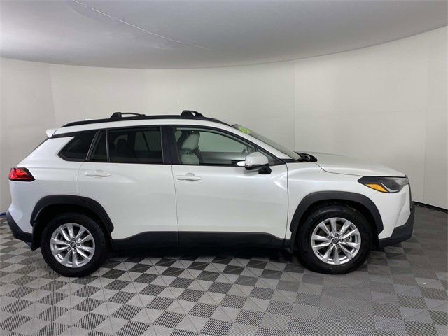 Used 2023 Toyota Corolla Cross LE w/ Moonroof Package image 10