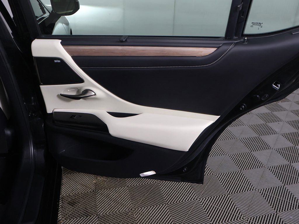 Used 2023 Lexus ES 350 w/ Ultra Luxury Package image 30