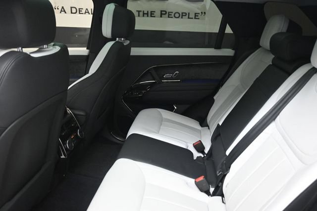 Used 2023 Land Rover Range Rover Sport SE Dynamic AWD/4WD image 31
