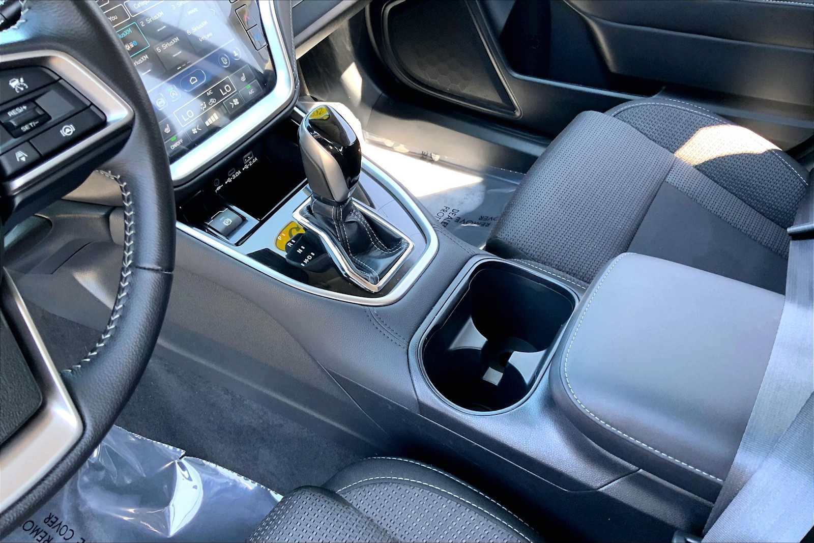 Certified 2025 Subaru Outback Premium AWD/4WD image 16