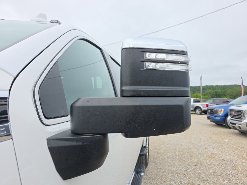 Used 2023 GMC Sierra 3500 Denali w/ Denali Ultimate Package image 13