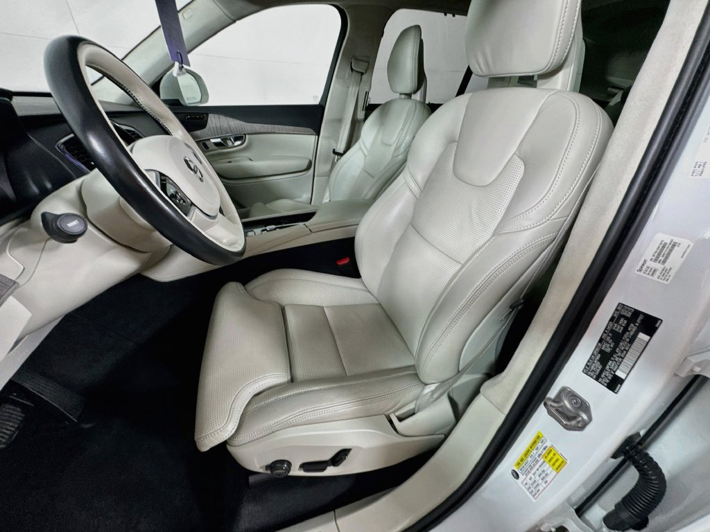 Used 2022 Volvo XC90 T8 Inscription AWD/4WD image 25