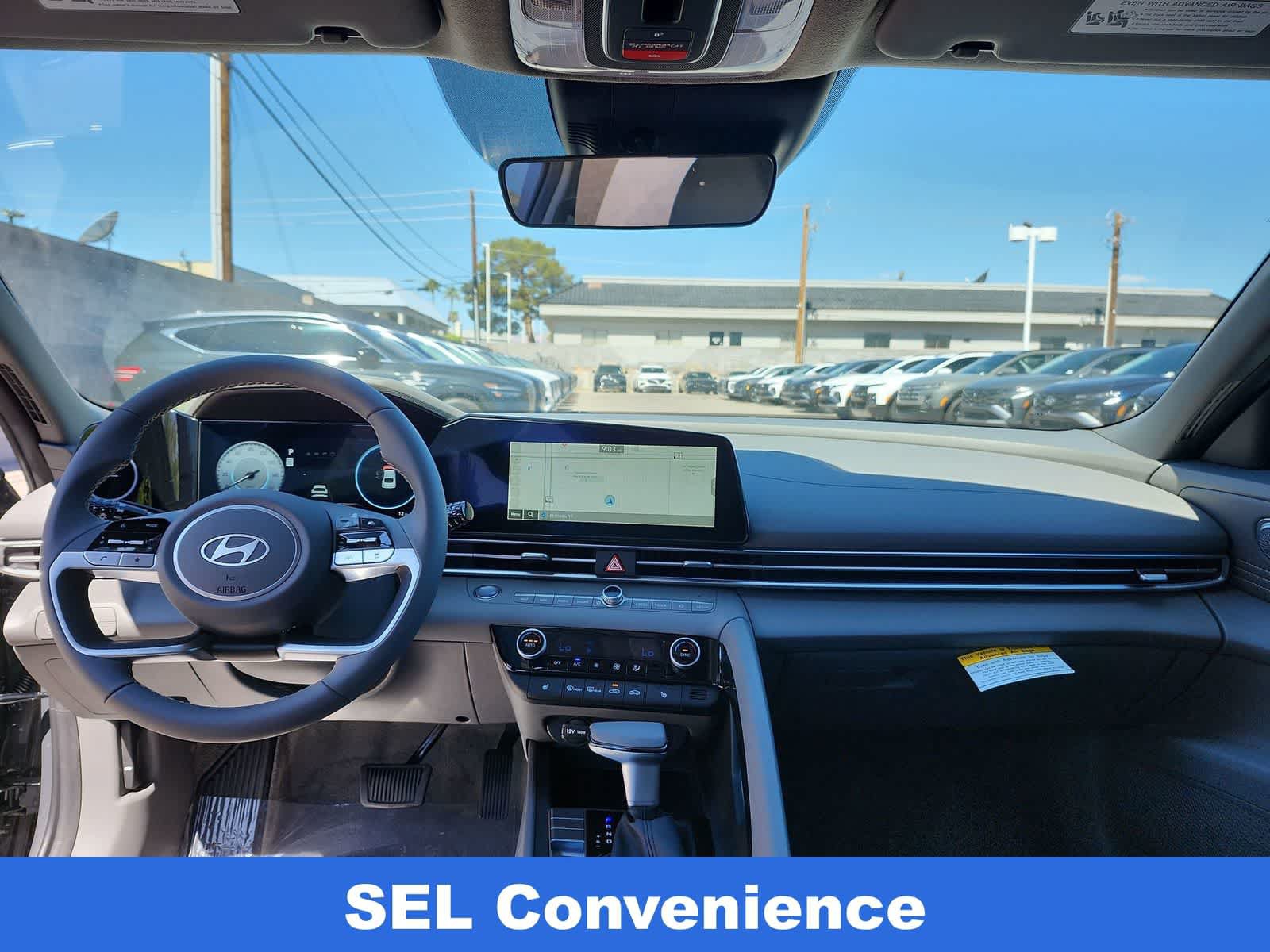 Certified 2025 Hyundai Elantra SEL FWD image 14