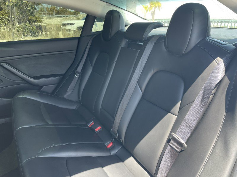 Used 2019 Tesla Model 3 Mid Range image 11