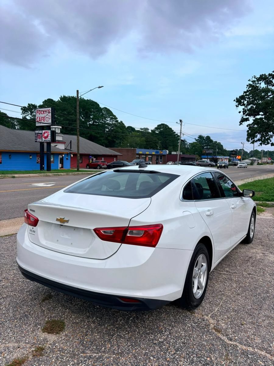 Used 2018 Chevrolet Malibu LS FWD image 5