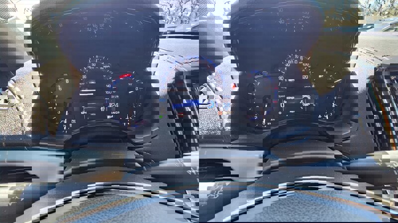 Used 2015 Cadillac ATS Luxury w/ Cold Weather Package RWD image 7