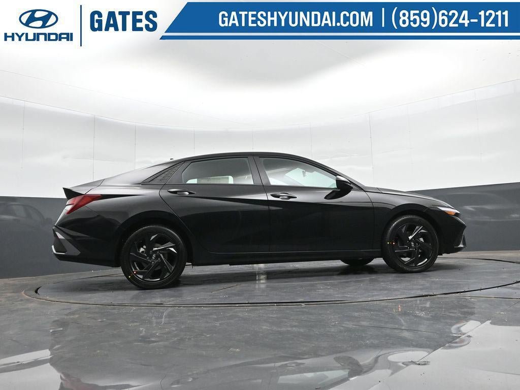New 2026 Hyundai Elantra Sport image 33