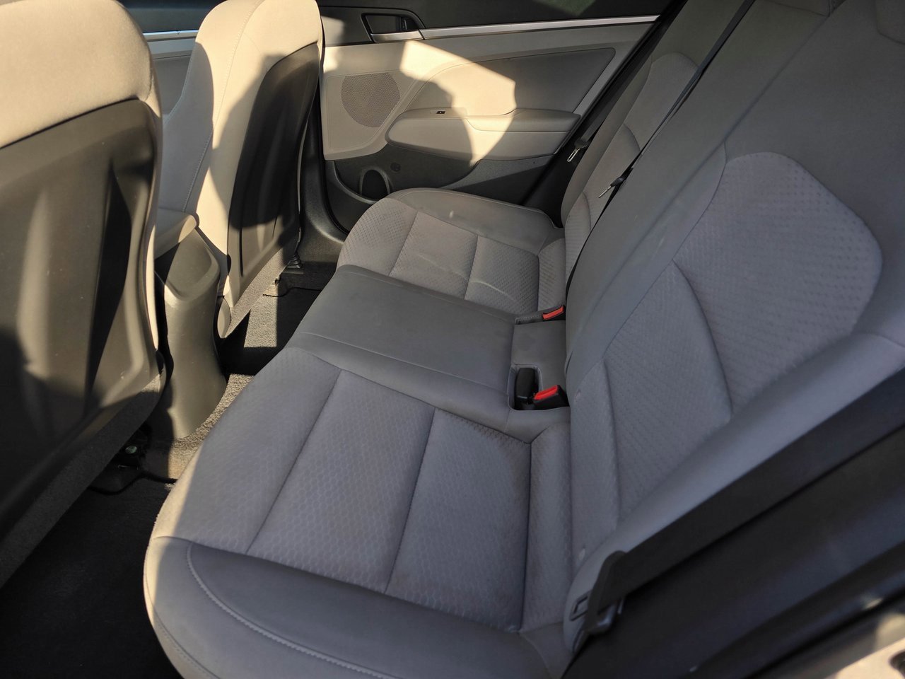 Used 2020 Hyundai Elantra SEL image 16