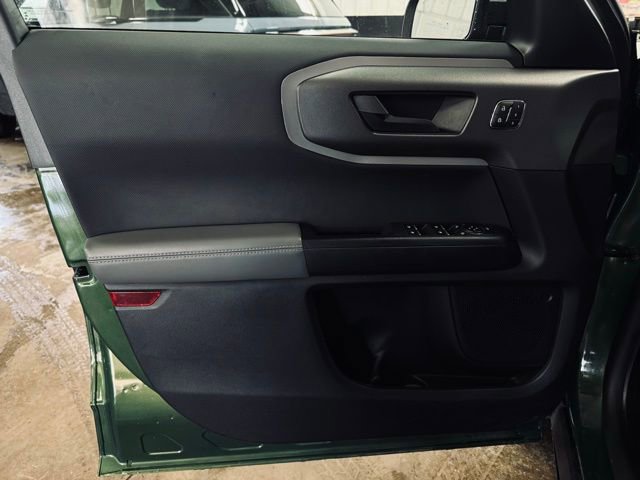 Used 2025 Ford Bronco Sport Badlands image 12