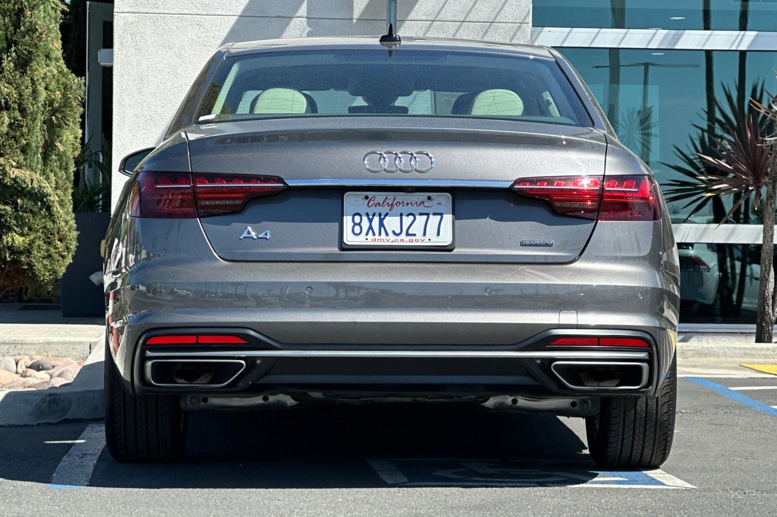 Used 2021 Audi A4 2.0T Premium w/ Convenience Package image 5