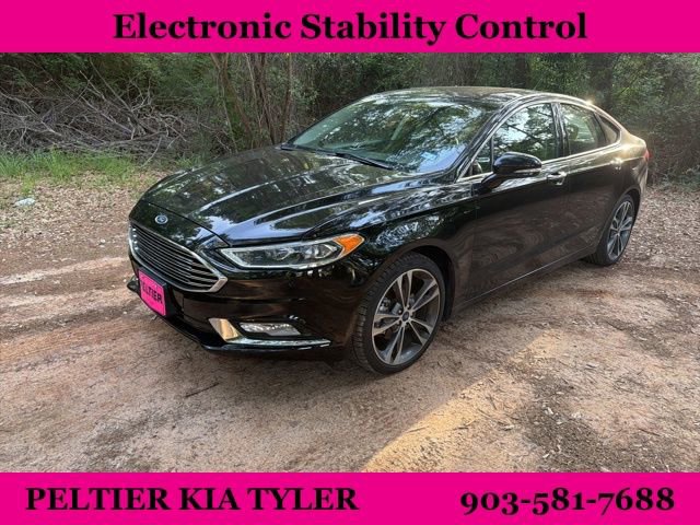 Used 2018 Ford Fusion Titanium FWD image 3