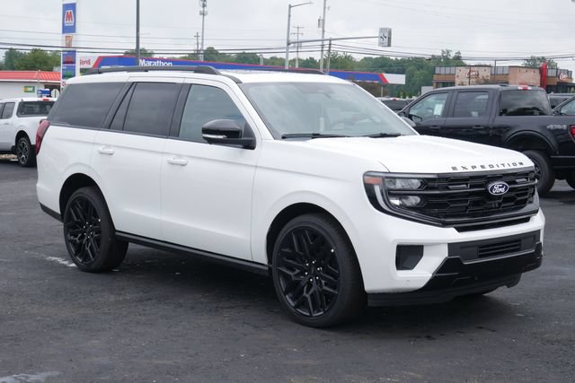 New 2027 Ford Expedition Platinum w/ Stealth Performance Package AWD/4WD image 7