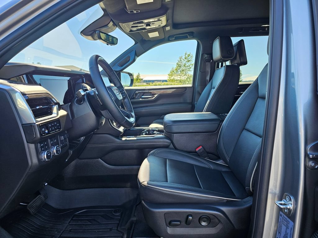 Used 2025 GMC Yukon XL Elevation w/ Elevation Premium Package AWD/4WD image 25