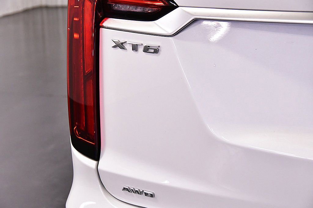 Used 2024 Cadillac XT6 Luxury w/ LPO, Floor Liner Package image 11