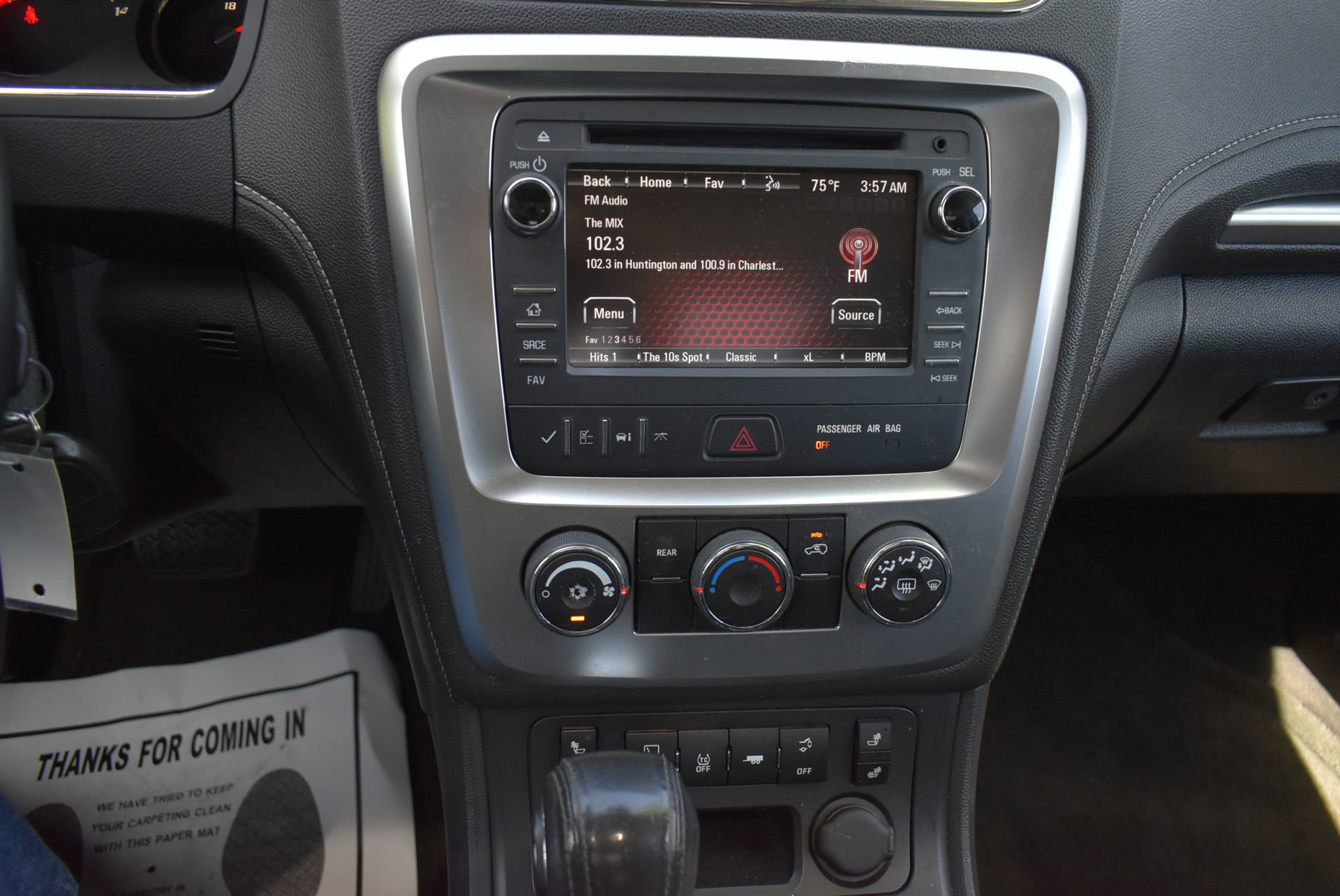 Used 2014 GMC Acadia SLE image 27