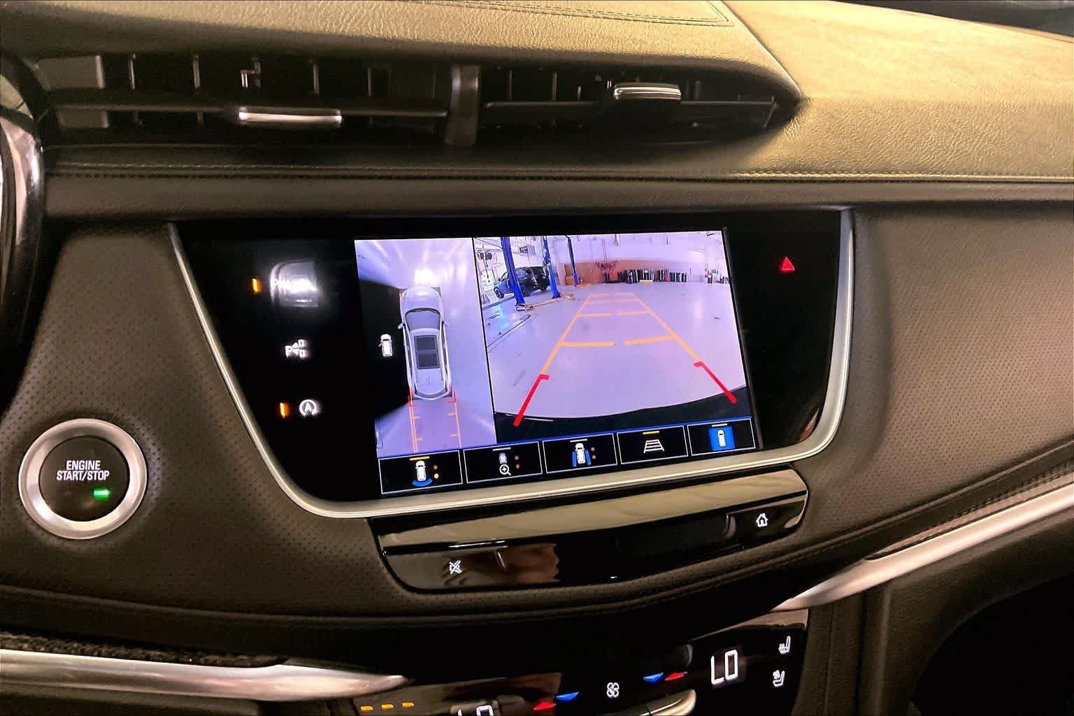 Used 2025 Cadillac XT5 Sportv w/ Technology Package AWD/4WD image 27