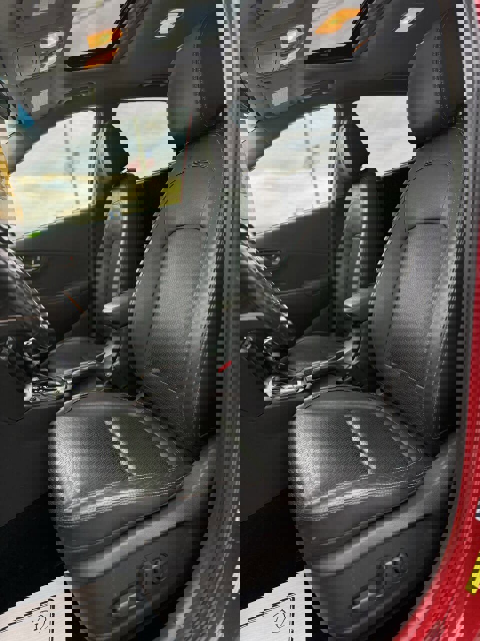 Used 2018 Hyundai Kona Limited image 9