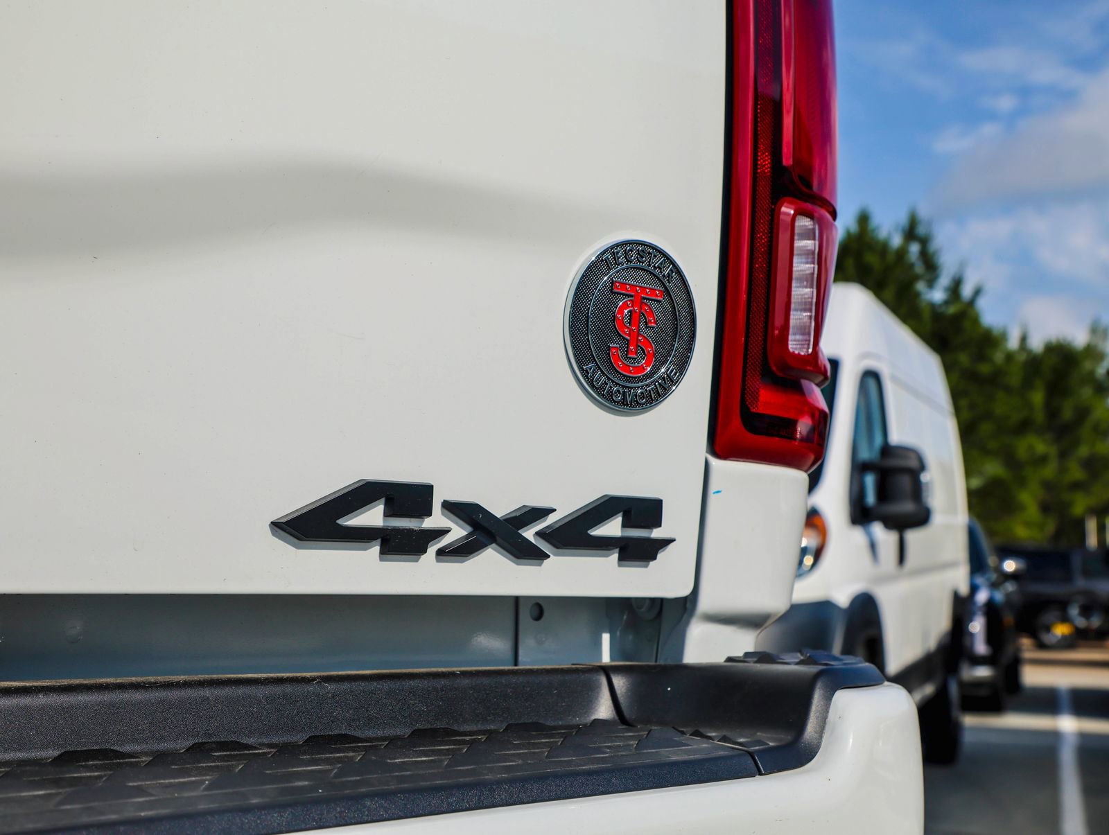 New 2026 RAM 2500 Laramie AWD/4WD image 6