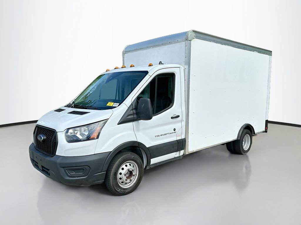 Used 2022 Ford Transit 350 DRW RWD image 3