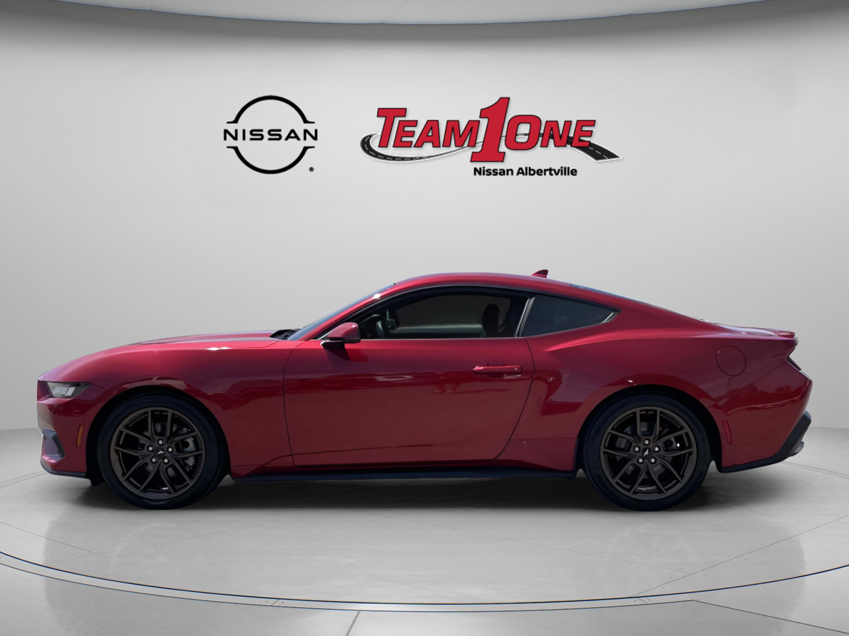 Used 2024 Ford Mustang Premium RWD image 5