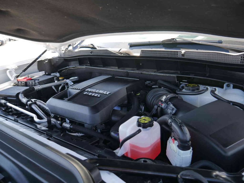 Used 2025 GMC Sierra 1500 AT4 w/ AT4 Premium Package AWD/4WD image 15