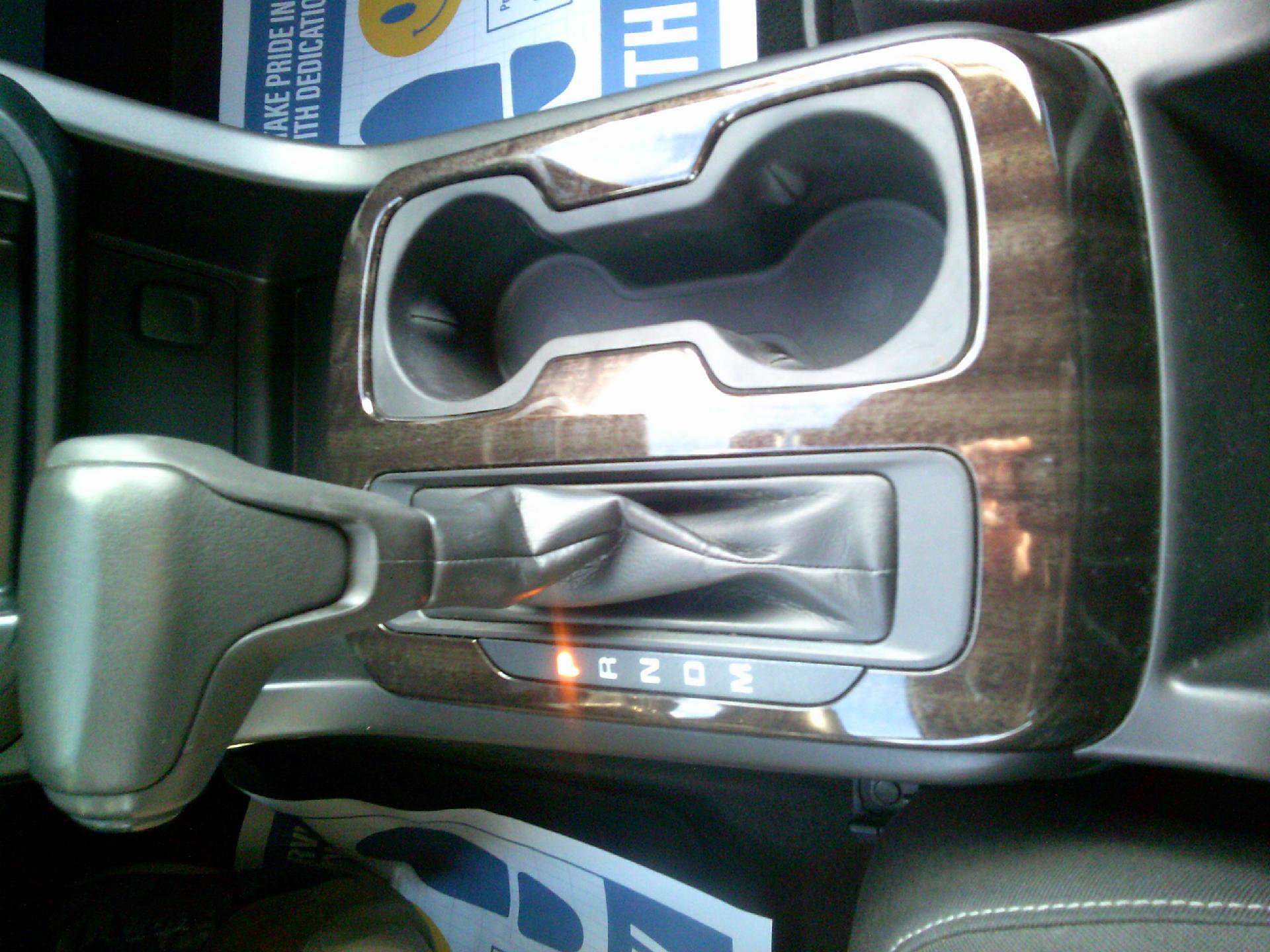 Used 2016 GMC Canyon SLE w/ SLE Convenience Package image 16