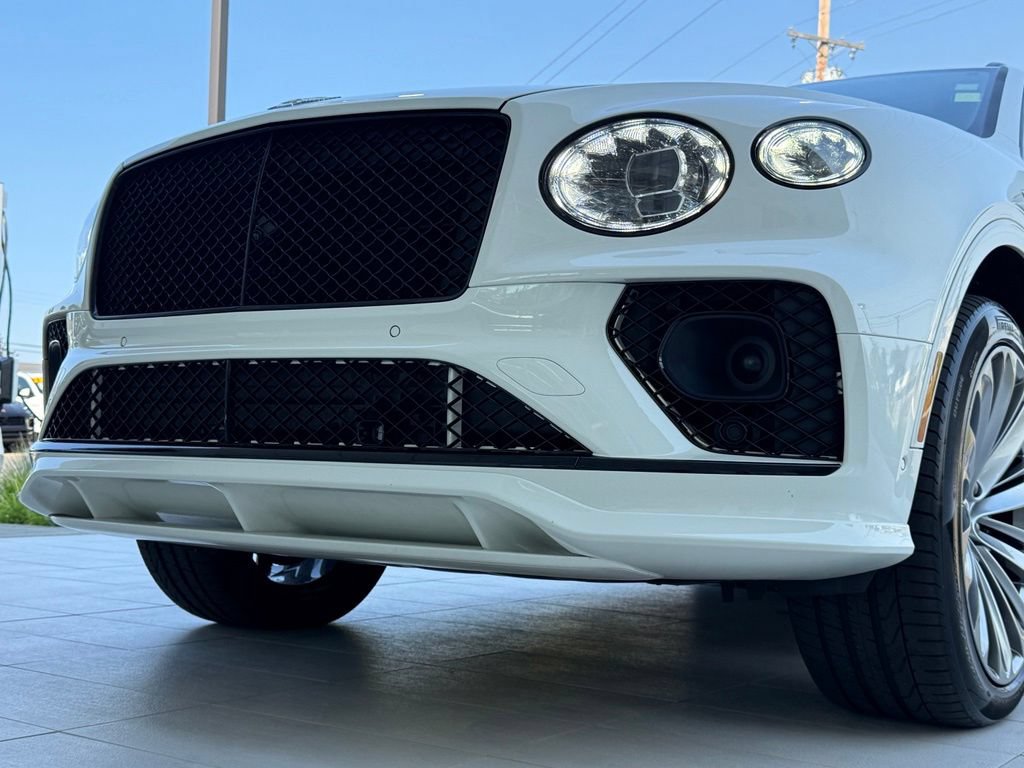 Used 2022 Bentley Bentayga Speed AWD/4WD image 42