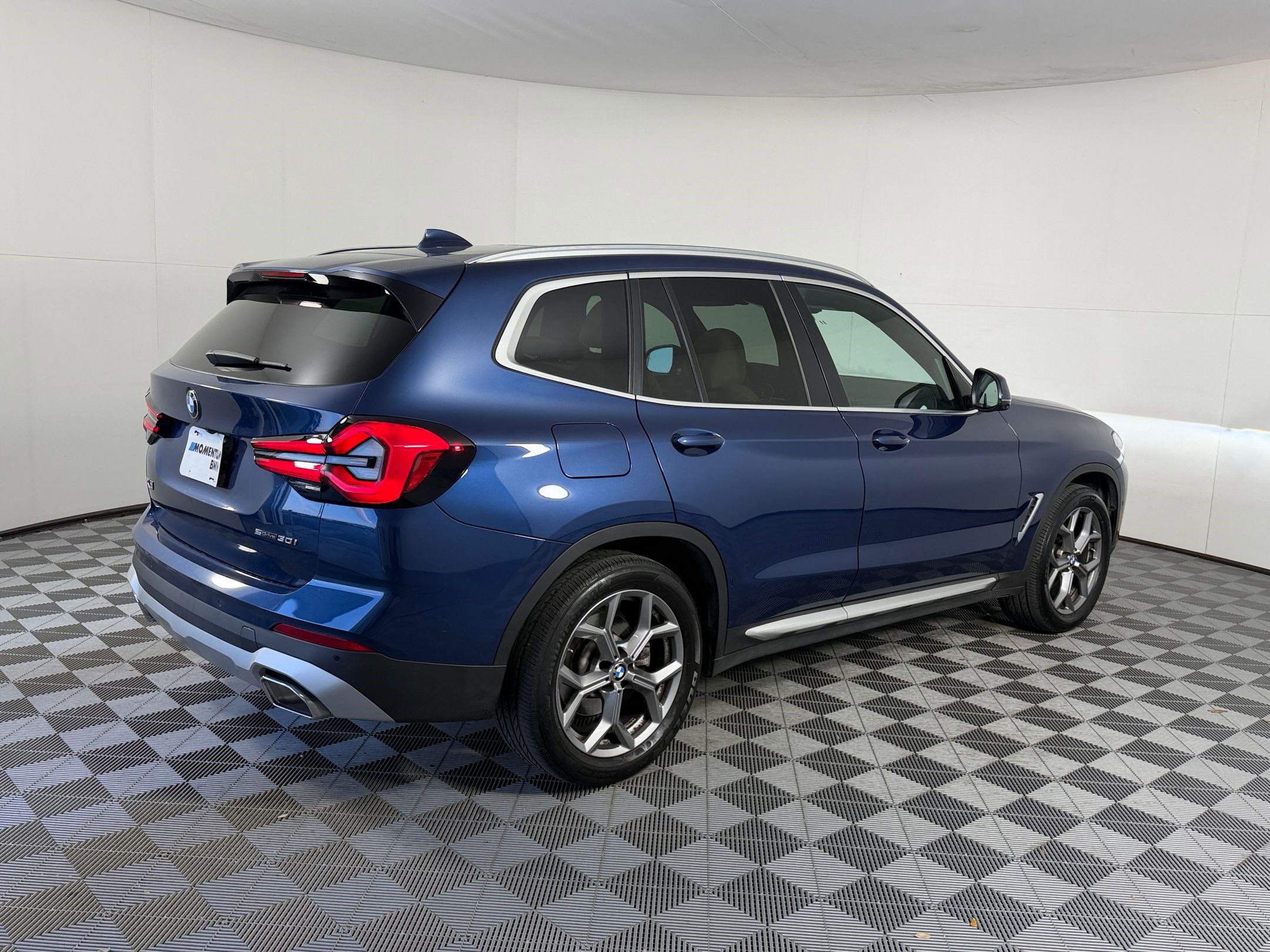 Certified 2023 BMW X3 sDrive30i w/ Premium Package image 9