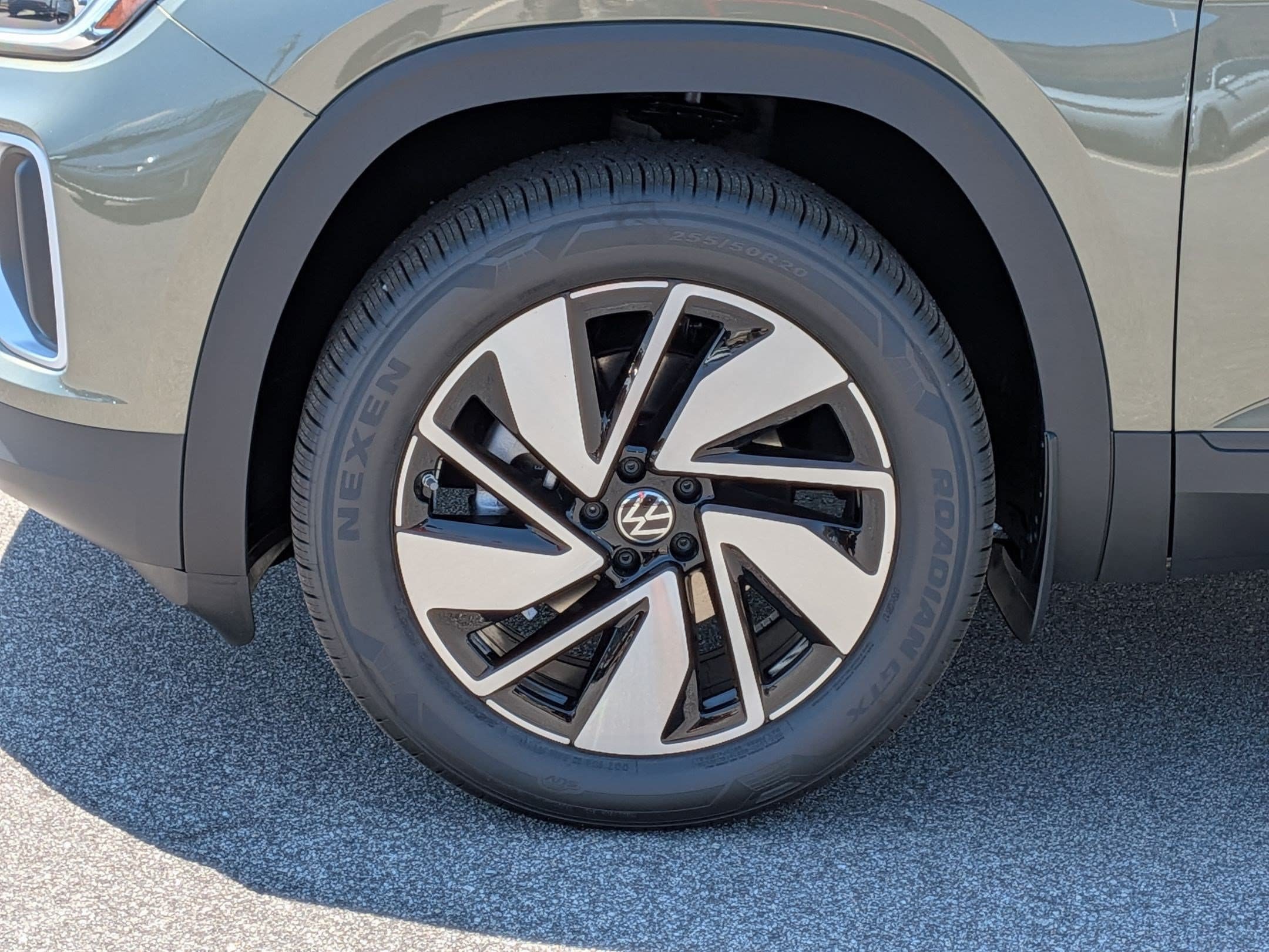New 2026 Volkswagen Atlas SE AWD/4WD image 10