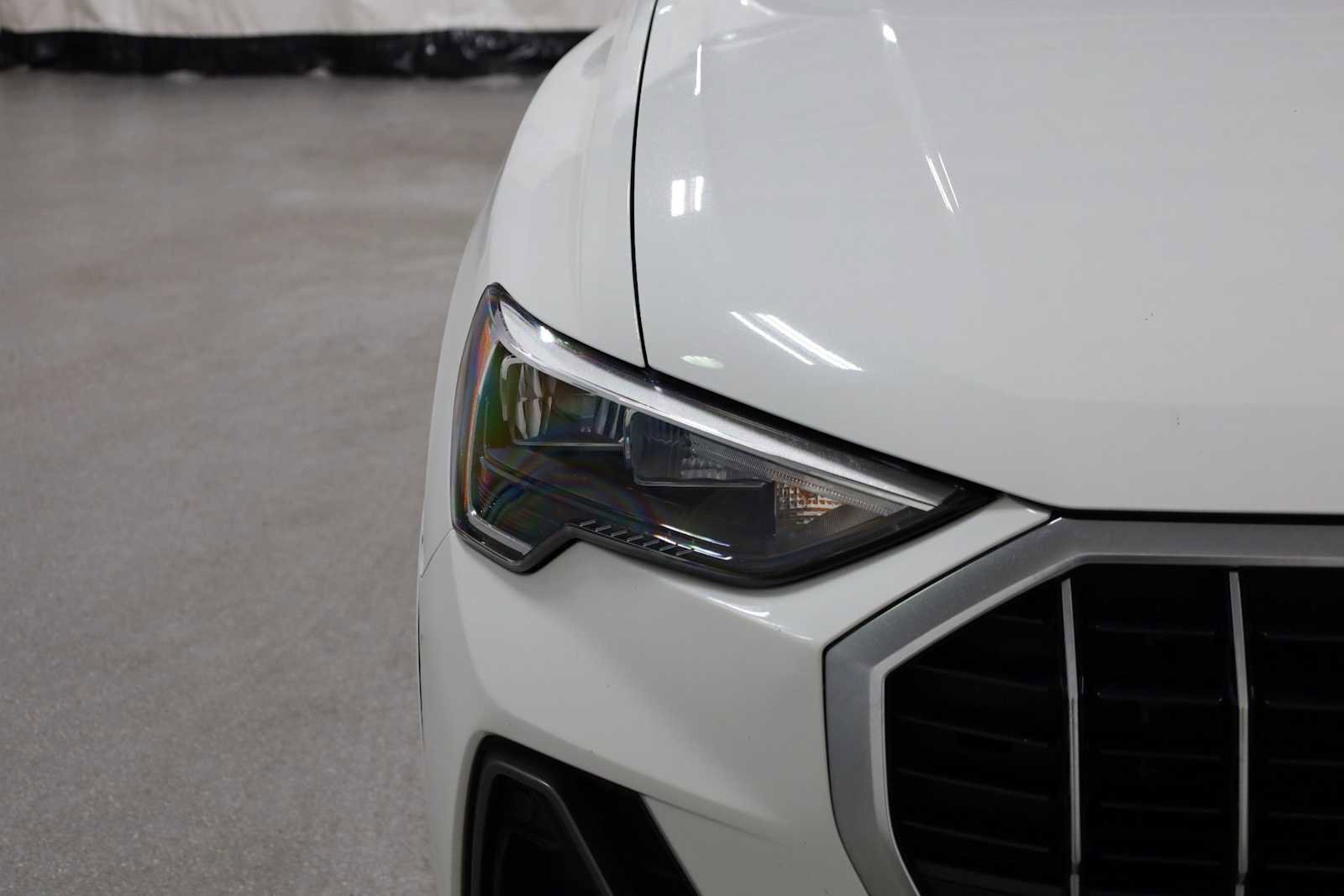 Used 2022 Audi Q3 2.0T Premium w/ Convenience Package image 15