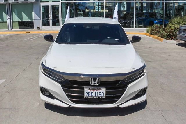 Used 2022 Honda Accord Sport image 2