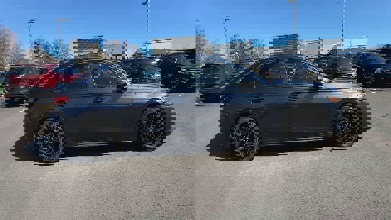 Used 2024 Honda Civic Sport Touring image 9