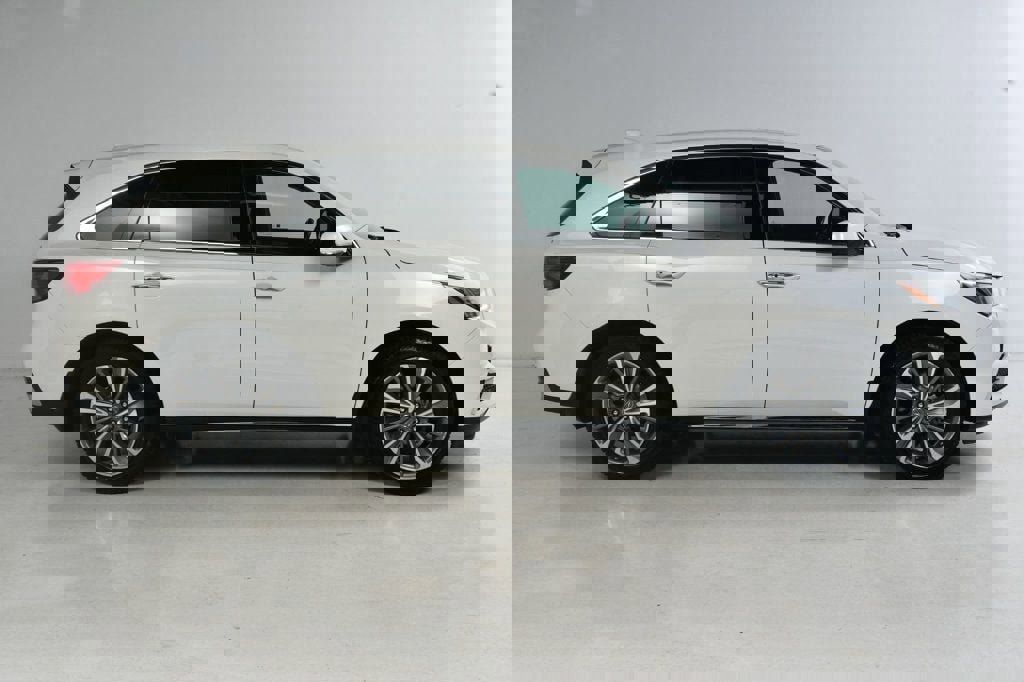 Used 2017 Acura MDX SH-AWD w/ Technology Package image 3