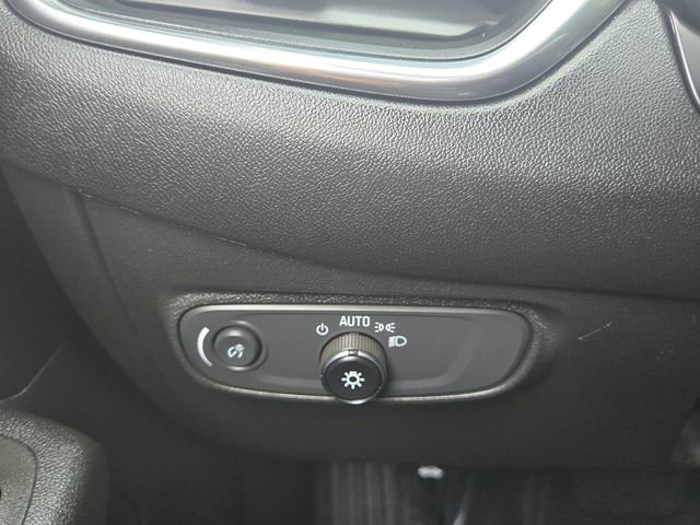 Used 2024 Chevrolet Equinox LT image 30