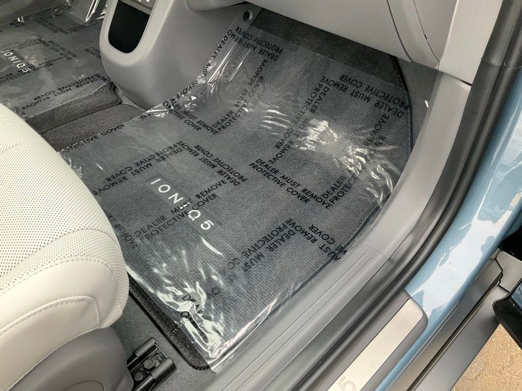 Used 2025 Hyundai Ioniq 5 Limited image 66