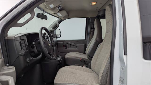 Used 2023 Chevrolet Express 3500 LS RWD image 14