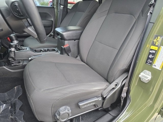 Used 2022 Jeep Wrangler Unlimited Willys image 5