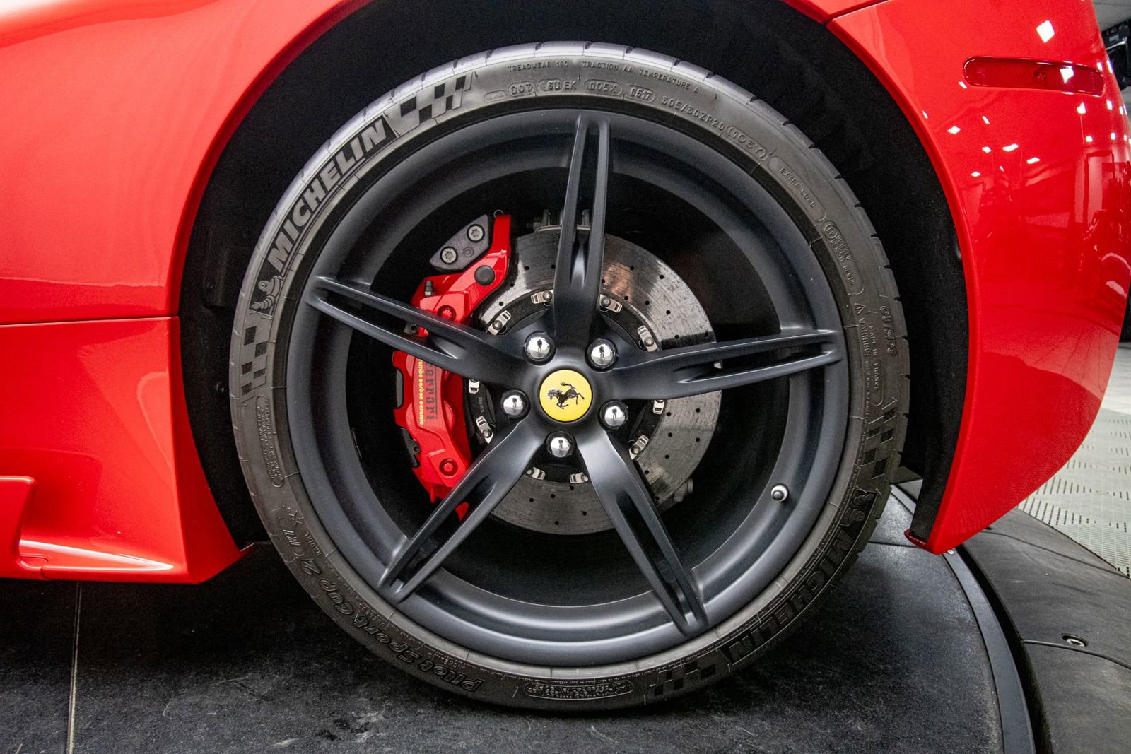 Used 2015 Ferrari 458 Speciale Coupe RWD image 48