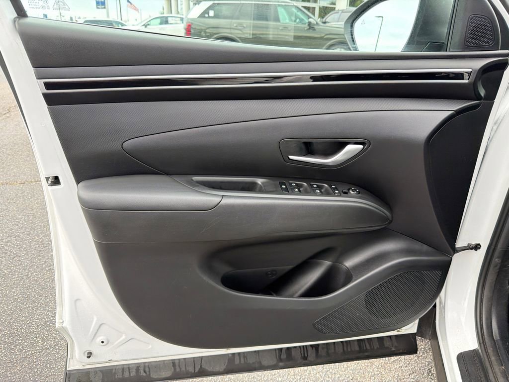 Used 2023 Hyundai Tucson SE FWD image 10