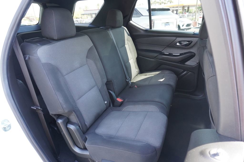 Certified 2023 Chevrolet Traverse LT image 9