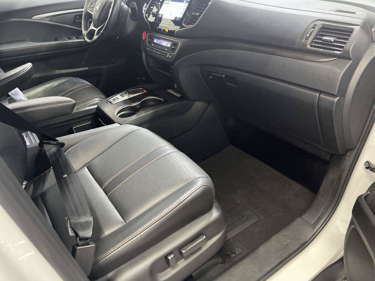 Certified 2023 Honda Passport TrailSport image 25
