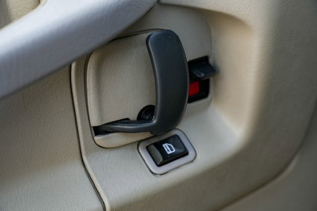 Used 2013 Chevrolet Express 3500 LS RWD image 17